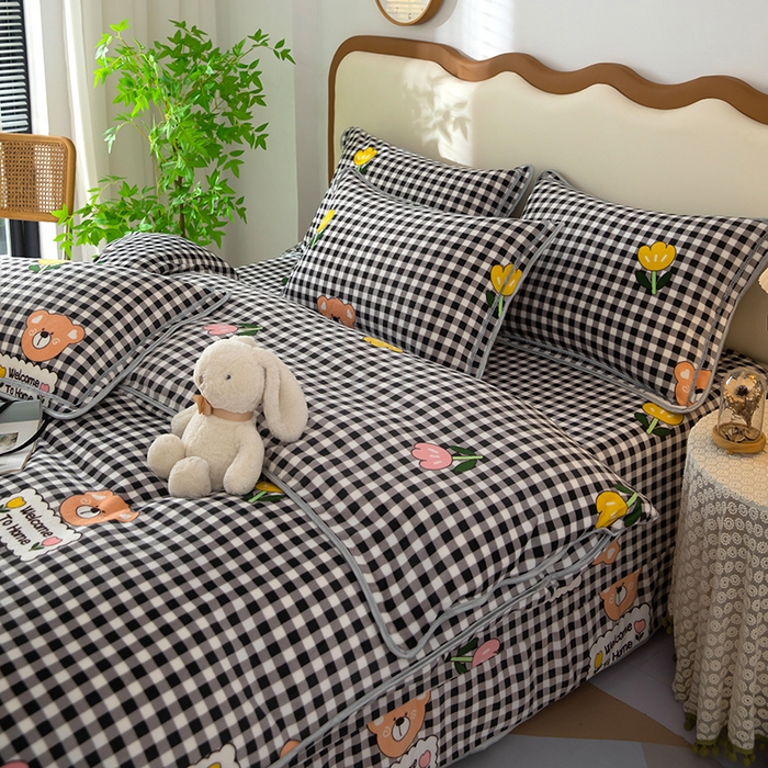 91家纺网 家纺一手货源 找家纺 雨萝家纺 2024新款亲肤舒适牛奶绒四件套 格子熊