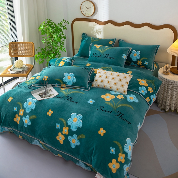 91家纺网 家纺一手货源 找家纺 雨萝家纺 2024新款亲肤舒适牛奶绒四件套 花千朵