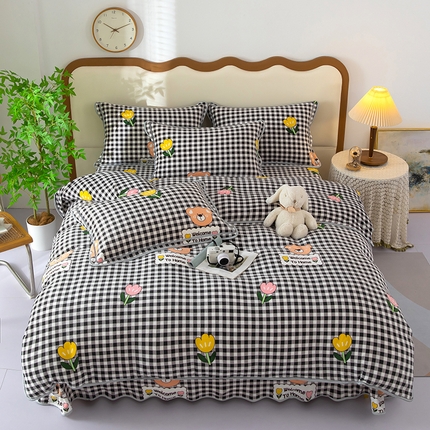雨萝家纺 2024新款亲肤舒适牛奶绒四件套 格子熊