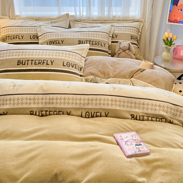 91家纺网 家纺一手货源 找家纺 慕尚家纺 2025新款3.5kg高克重田园花卉类牛奶绒四件套 梦蝶