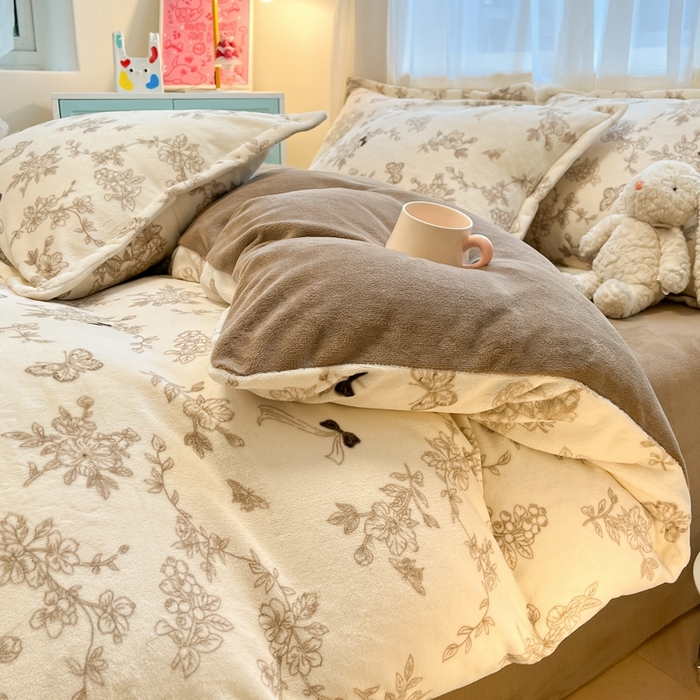 91家纺网 家纺一手货源 找家纺 慕尚家纺 2025新款3.5kg高克重田园花卉类牛奶绒四件套 丽娜