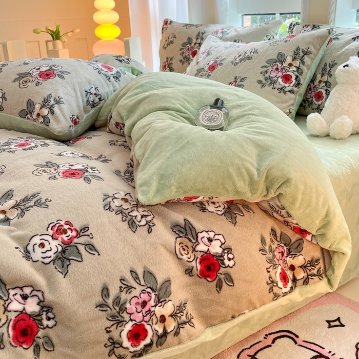 91家纺网 家纺一手货源 找家纺 慕澄家纺 2024新款兔绒牛奶绒加厚保暖印花四件套 法式庄园