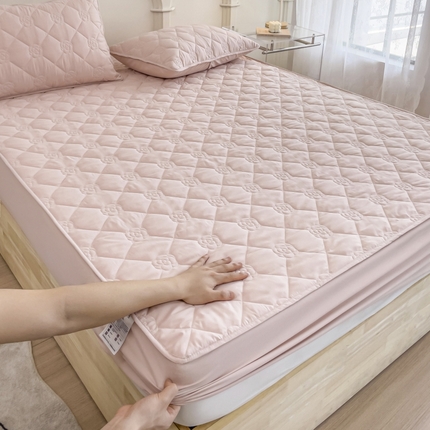 91家纺网 家纺一手货源 找家纺 （总）丝涟家居 2025新款A类亲肤棉防水防污床笠--花朵款