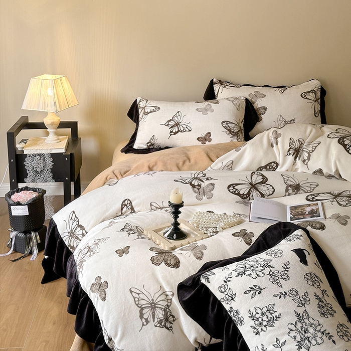 91家纺网 家纺一手货源 找家纺 2024新款加厚保暖高克重法式赫本风牛奶绒四件套 法式-蝴蝶翩翩