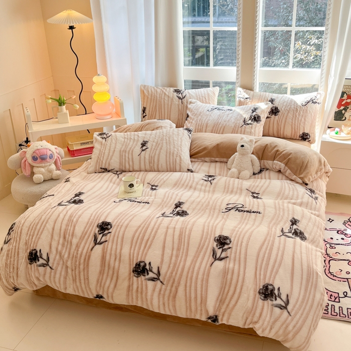 91家纺网 家纺一手货源 找家纺 慕澄家纺 2024新款兔绒牛奶绒加厚保暖印花四件套 线条玫瑰