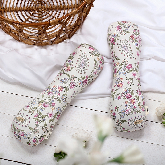 91家纺网 家纺一手货源 找家纺 明星枕业 2024新款全棉荞麦壳枕头骨头枕护颈椎糖果枕芯 骨头枕艾莉