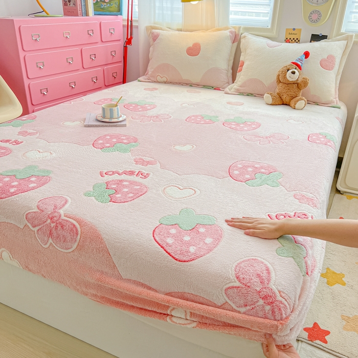 91家纺网 家纺一手货源 找家纺 韩巢家纺 2024新款加厚雪花绒卡通印花保暖床笠三件套 蝶雅