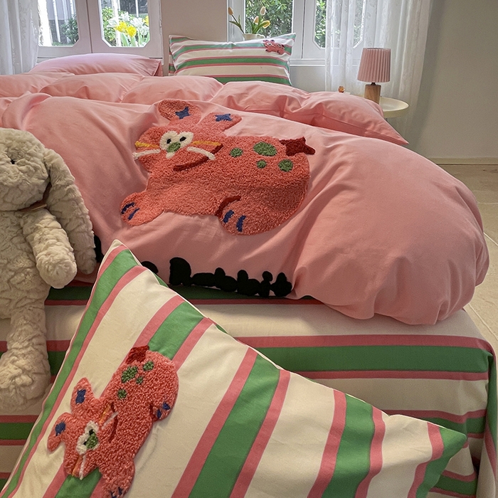 91家纺网 家纺一手货源 找家纺 吉象家纺 2024新款全棉斜纹毛巾绣混搭四件套 可爱兔兔