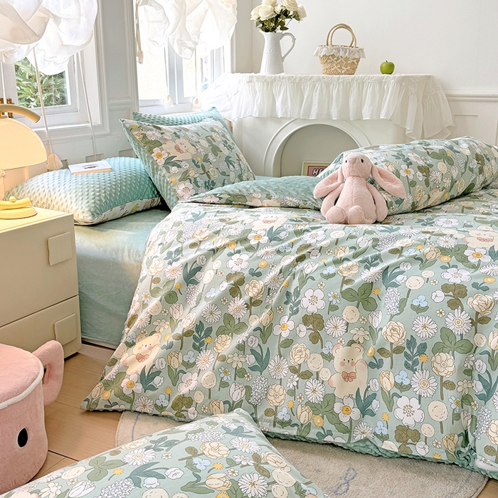 91家纺网 家纺一手货源 找家纺 优迈2024新秋冬加厚保暖全棉+豆豆绒四件套婴儿绒牛奶绒豆豆单被套单人双人加大号棉加绒三件套四件套 春意盎然