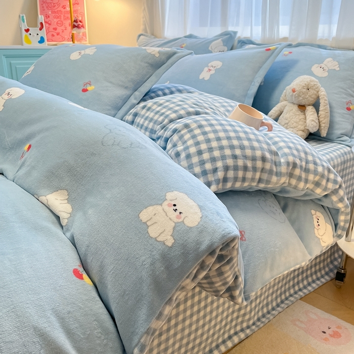 91家纺网 家纺一手货源 找家纺 慕尚家纺 2025新款3.5kg高克重田园花卉类牛奶绒四件套 宝贝熊仔