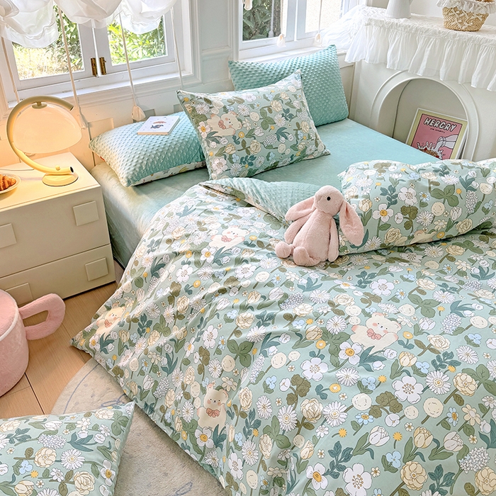 91家纺网 家纺一手货源 找家纺 优迈2024新秋冬加厚保暖全棉+豆豆绒四件套婴儿绒牛奶绒豆豆单被套单人双人加大号棉加绒三件套四件套 春意盎然