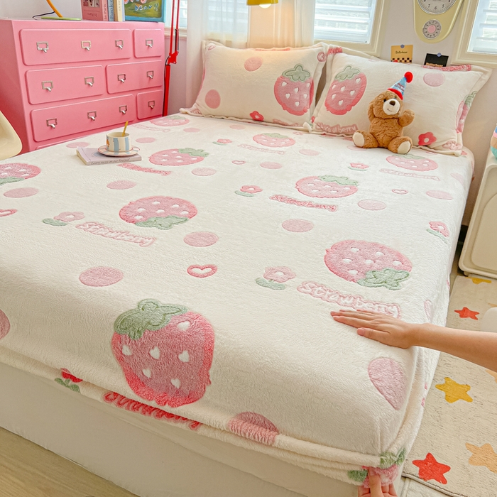 91家纺网 家纺一手货源 找家纺 韩巢家纺 2024新款加厚雪花绒卡通印花保暖床笠三件套 甜蜜