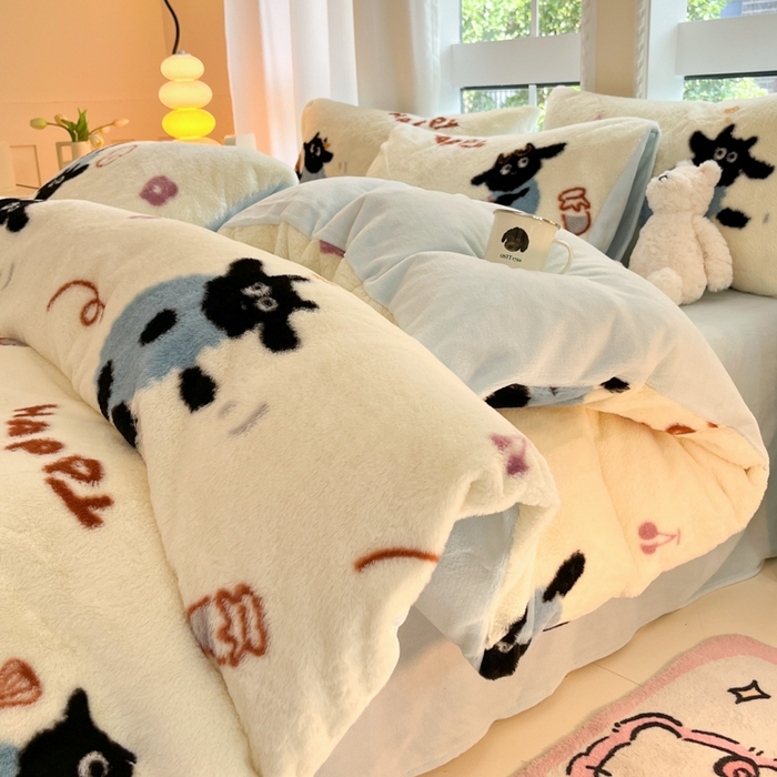 91家纺网 家纺一手货源 找家纺 慕澄家纺 2024新款兔绒牛奶绒加厚保暖印花四件套 小羊咩咩