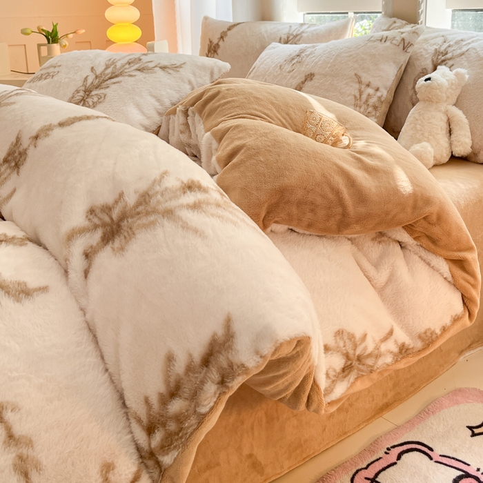 91家纺网 家纺一手货源 找家纺 慕澄家纺 2024新款兔绒牛奶绒加厚保暖印花四件套 仙草