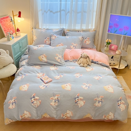 91家纺网 家纺一手货源 找家纺 （总）慕尚家纺 2024新款3.5kg高克重田园花卉类牛奶绒四件套