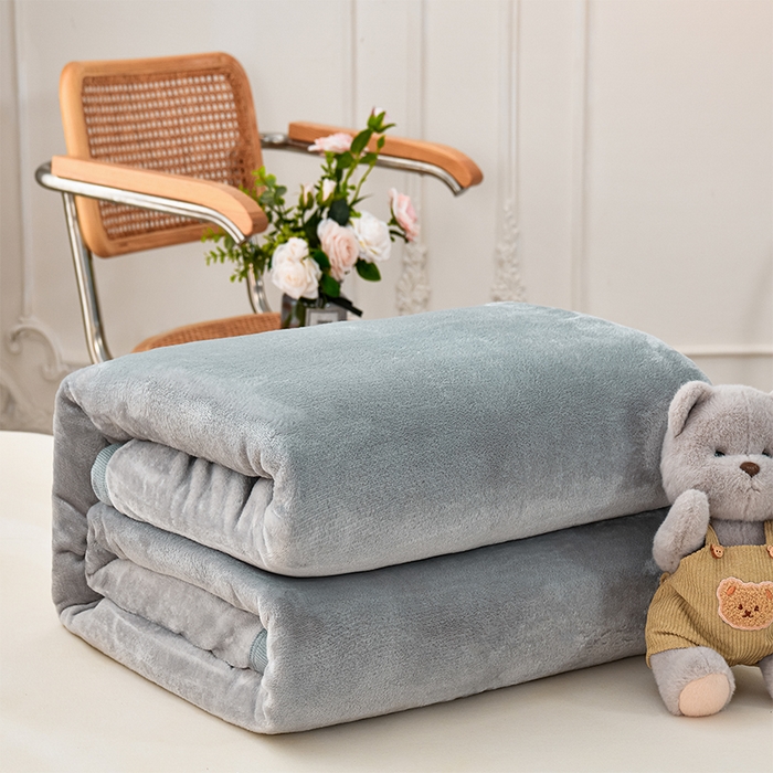 91家纺网 家纺一手货源 找家纺 仟人梦 2024新款A类高克重保暖法兰绒多功能保暖毛毯 银灰