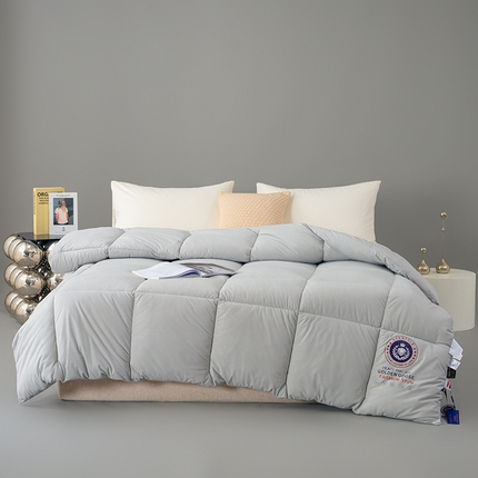 91家纺网 家纺一手货源 找家纺 2024秋冬新品抗菌冬被子被芯 灰色