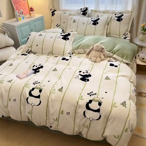 91家纺网 家纺一手货源 找家纺 慕尚家纺 2025新款3.5kg高克重田园花卉类牛奶绒四件套 快乐熊猫