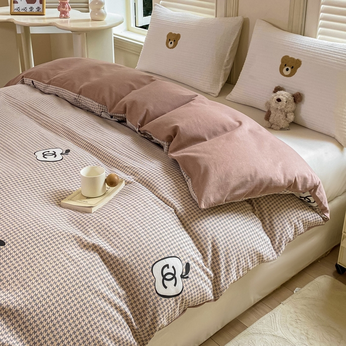 91家纺网 家纺一手货源 找家纺 优品阁 2024新款亲肤舒适全棉磨毛四件套学生三件套系列  千爱