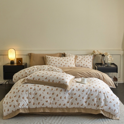 91家纺网 家纺一手货源 找家纺 （总）慕晨 2024新款A类全棉贡缎磨毛数码印花宽边简约风中高端四件套直播爆款