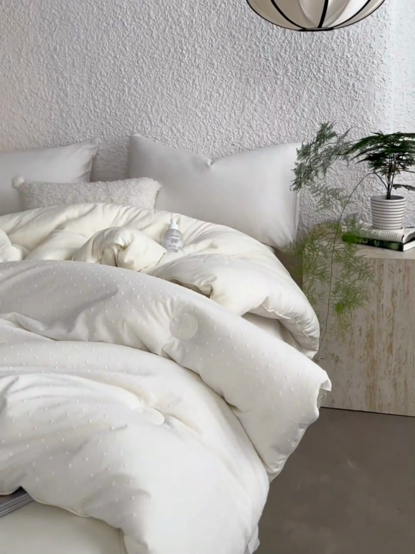 91家纺网 家纺一手货源 找家纺 莱福仕家纺 2024新款A类芯氧提花55%大豆被春秋被冬被 小棉球