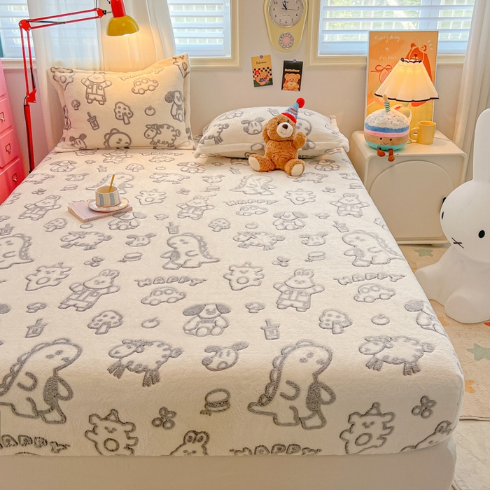 91家纺网 家纺一手货源 找家纺 韩巢家纺 2024新款加厚雪花绒卡通印花保暖床笠三件套 灰色轨迹