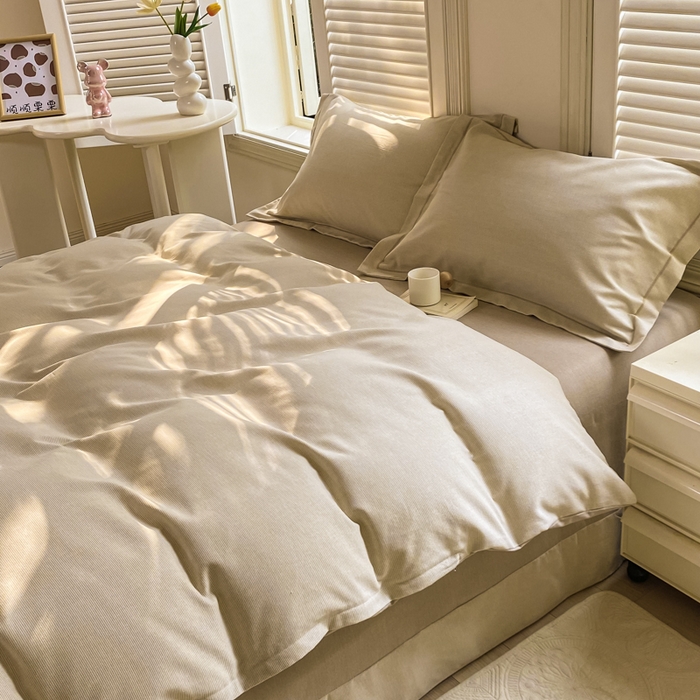 91家纺网 家纺一手货源 找家纺 优品阁 2024新款亲肤舒适全棉磨毛四件套学生三件套系列  邦尼-咖