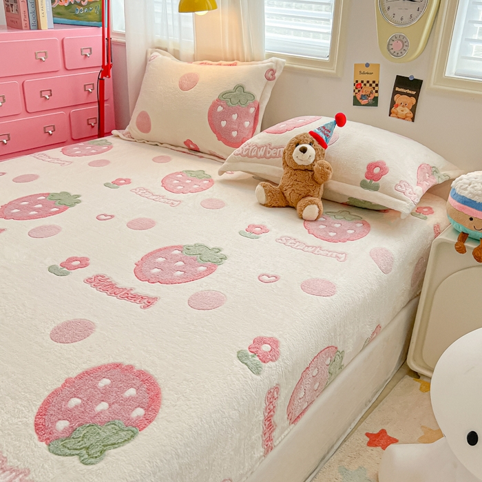 91家纺网 家纺一手货源 找家纺 韩巢家纺 2024新款加厚雪花绒卡通印花保暖床笠三件套 甜蜜