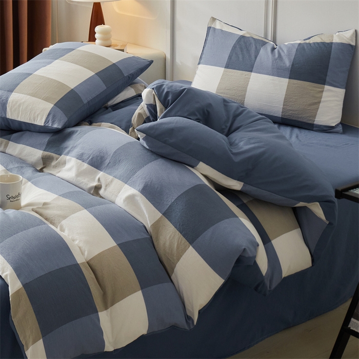 91家纺网 家纺一手货源 找家纺 盛秋家纺 2025新款格子单被套蓝大格+宾利蓝