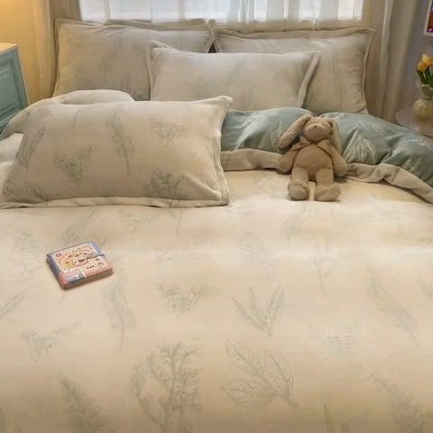 91家纺网 家纺一手货源 找家纺 慕尚家纺 2025新款3.5kg高克重田园花卉类牛奶绒四件套 生态叶