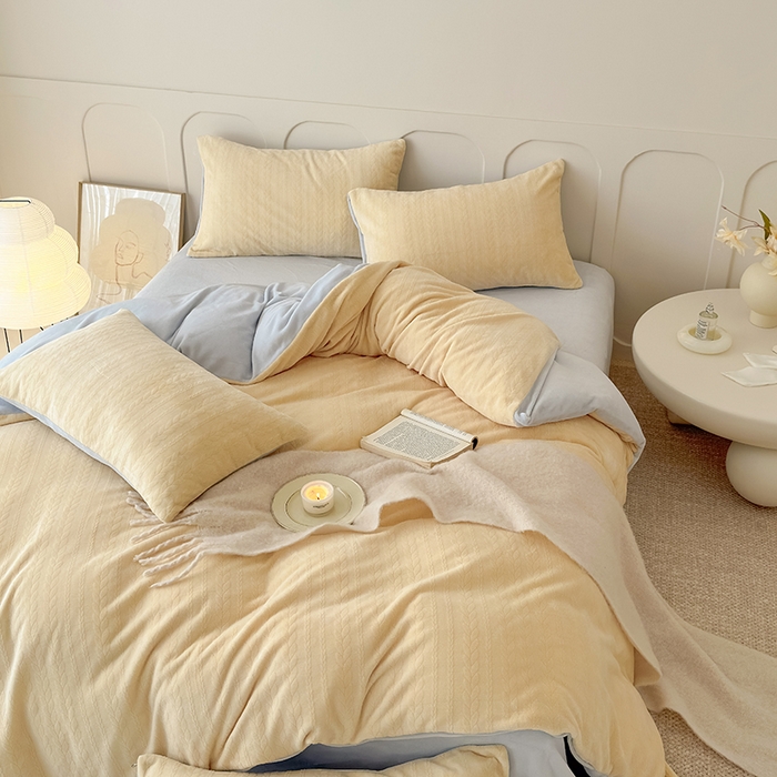 91家纺网 家纺一手货源 找家纺 2024新款雕花绒牛奶绒四件套--麦穗系列 麦穗黄蓝