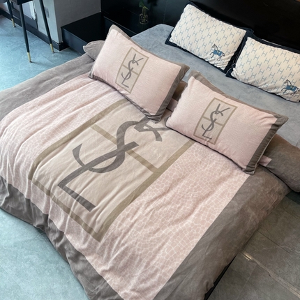 2024新款大版数码印花四件套高克重双面加厚牛奶绒四件套 豹纹香水