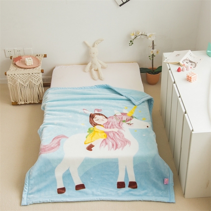 91家纺网 家纺一手货源 找家纺 2025婴儿级A类儿童云毯幼儿园卡通毛毯超细柔婴童小毯子休闲沙发午睡办公室用毯（外贸跨境电商毯子） 白马公主兰