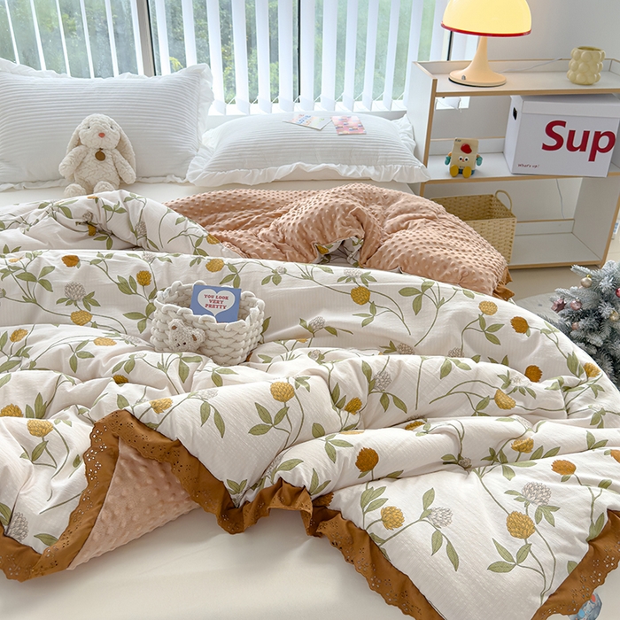 91家纺网 家纺一手货源 找家纺 芯恋 2025款提花韩版花边豆豆冬被被子春秋被芯大豆被豆豆被花枝乱颤