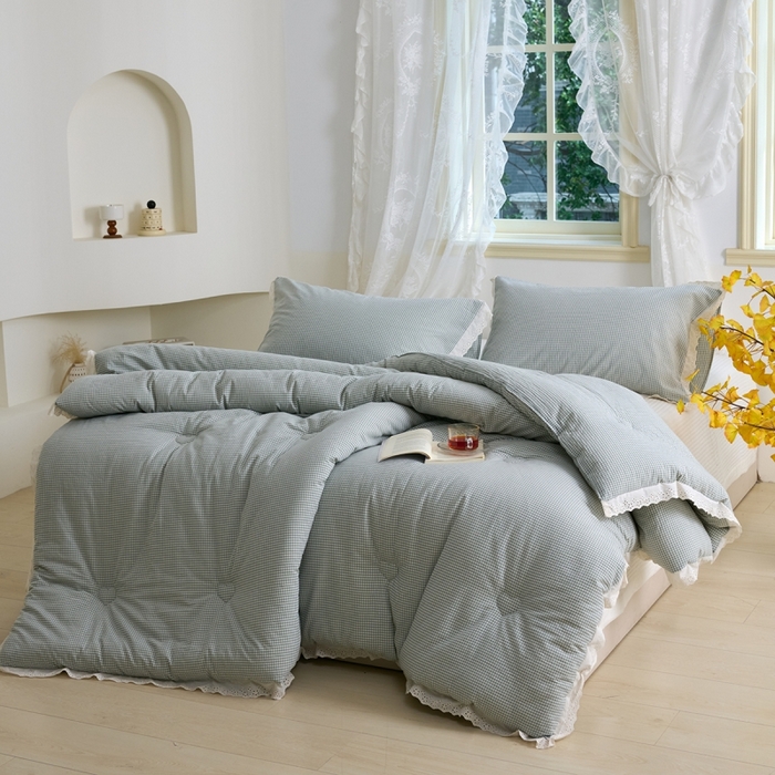 91家纺网 家纺一手货源 找家纺 久典家居 2024新款A类全棉色织水洗棉花边款大豆被 糖果绿