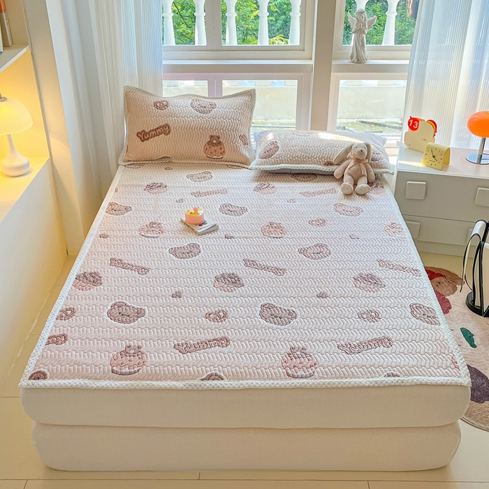 91家纺网 家纺一手货源 找家纺 川悦生活 2024新款A类印花雪花绒床垫加厚绒保暖床护垫 床垫巧克力熊