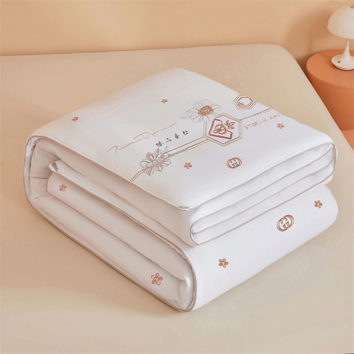 91家纺网 家纺一手货源 找家纺 （总）美伦美 2024新款全棉臻品手工订花被芯冬被春秋冬被夏被 