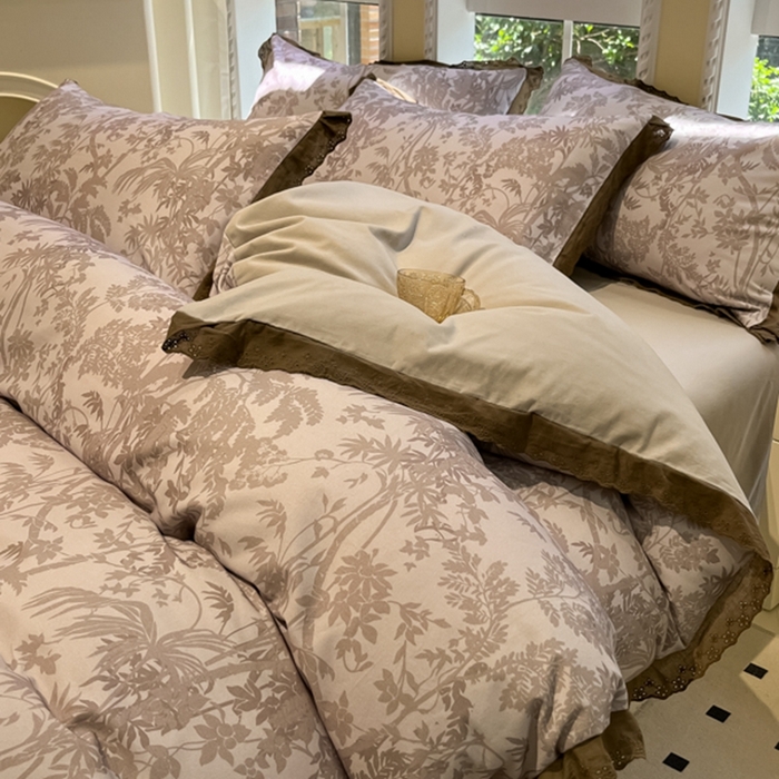 91家纺网 家纺一手货源 找家纺 沐辰 2024新款A类全棉磨毛花边款四件套 花边款-万木峥嵘