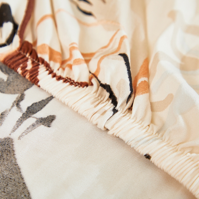 91家纺网 家纺一手货源 找家纺 逐日沙发套 2024新款牛奶丝印花系列-沙发床套 沙发床套-水墨