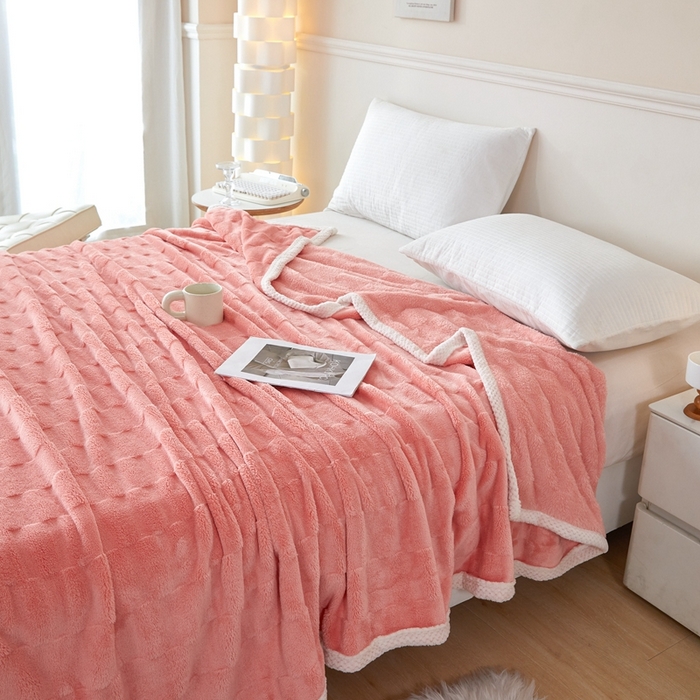 91家纺网 家纺一手货源 找家纺 可思家纺 2024新款纯色仿兔绒泡泡绒毛毯家用四级毯午睡毯 竹兰清羽巴黎橘