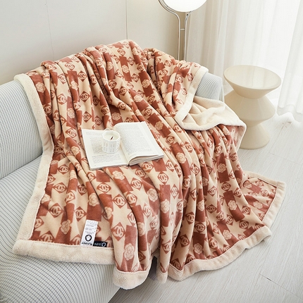 91家纺网 家纺一手货源 找家纺 2025新款A面欧棉绒B面北极绒复合毛毯盖毯毯子 莱尔