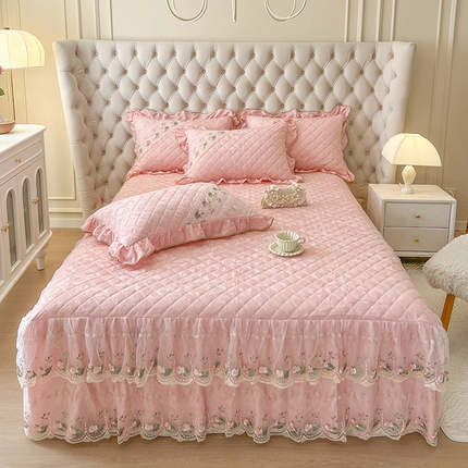 91家纺网 家纺一手货源 找家纺 （总）网红馆（ck家纺） 2025新款高克重天鹅绒刺绣床裙三件套-花语秘境