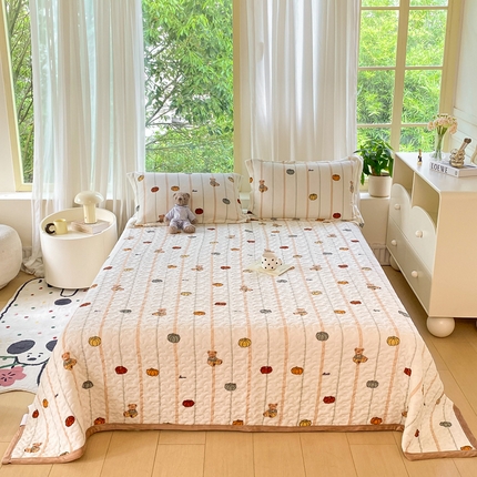 赫梵茜 2024新款高克重牛奶绒夹棉单床盖 南瓜小熊