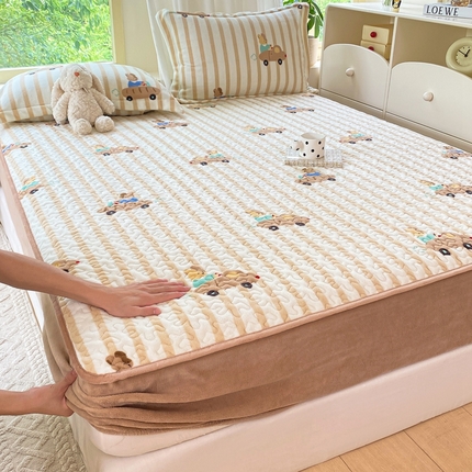 赫梵茜 2024新款高克重安抚豆豆被套牛奶绒夹棉床笠四件套 萝卜小兔