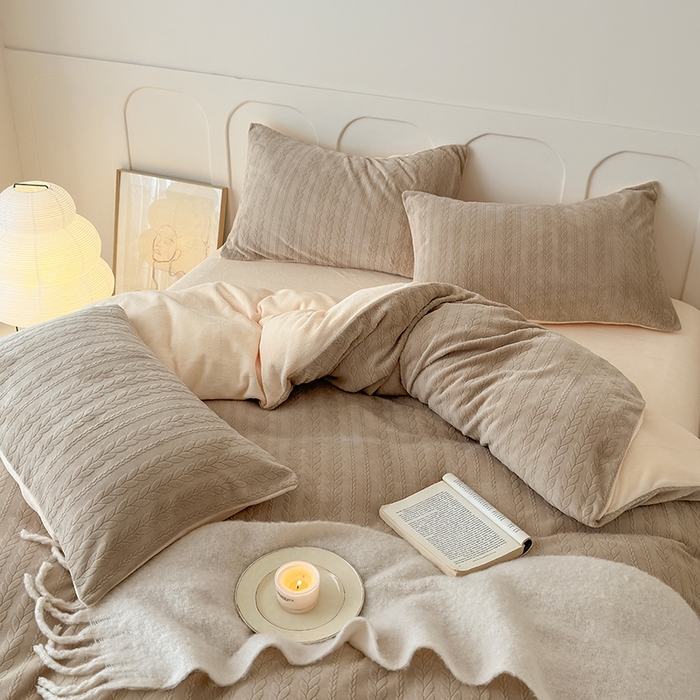 91家纺网 家纺一手货源 找家纺 2024新款雕花绒牛奶绒四件套--麦穗系列 麦穗咖黄