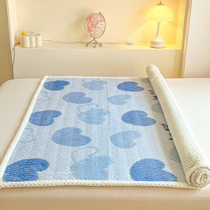 91家纺网 家纺一手货源 找家纺 川悦生活 2024新款A类印花雪花绒床垫加厚绒保暖床护垫 床垫青色岁月