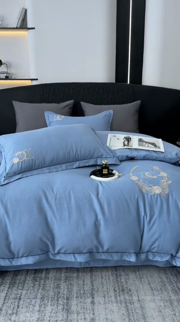 91家纺网 家纺一手货源 找家纺 宜家坊 2024新款加厚肌理纹碳素磨毛刺绣四件套-邂逅系列 邂逅-宾利兰