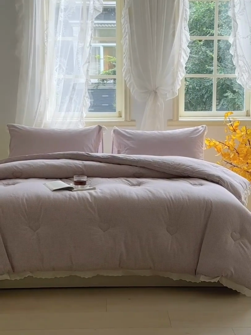 91家纺网 家纺一手货源 找家纺 久典家居 2024新款A类全棉色织水洗棉花边款大豆被 糖果紫