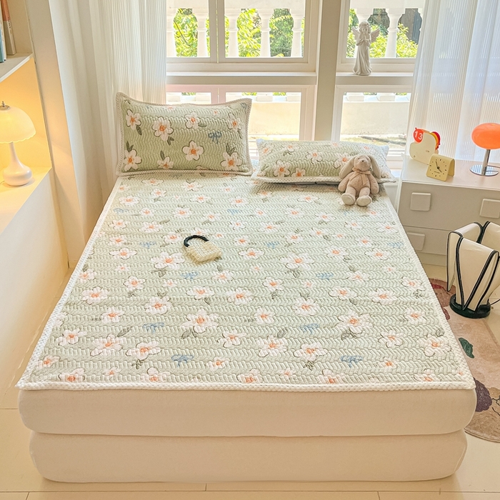 91家纺网 家纺一手货源 找家纺 川悦生活 2024新款A类印花雪花绒床垫加厚绒保暖床护垫 床垫奶芙小花