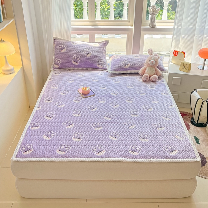 91家纺网 家纺一手货源 找家纺 川悦生活 2024新款A类印花雪花绒床垫加厚绒保暖床护垫 床垫妮娜兔